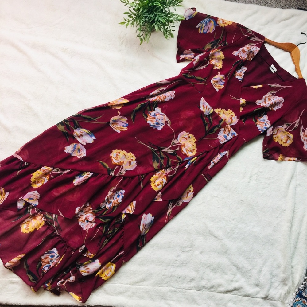 •A new day wine colored floral dress•